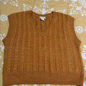 Cupcakes and Cashmere oversized Mustard V-Neck Cable Sweater Vest. SOFT! Size M